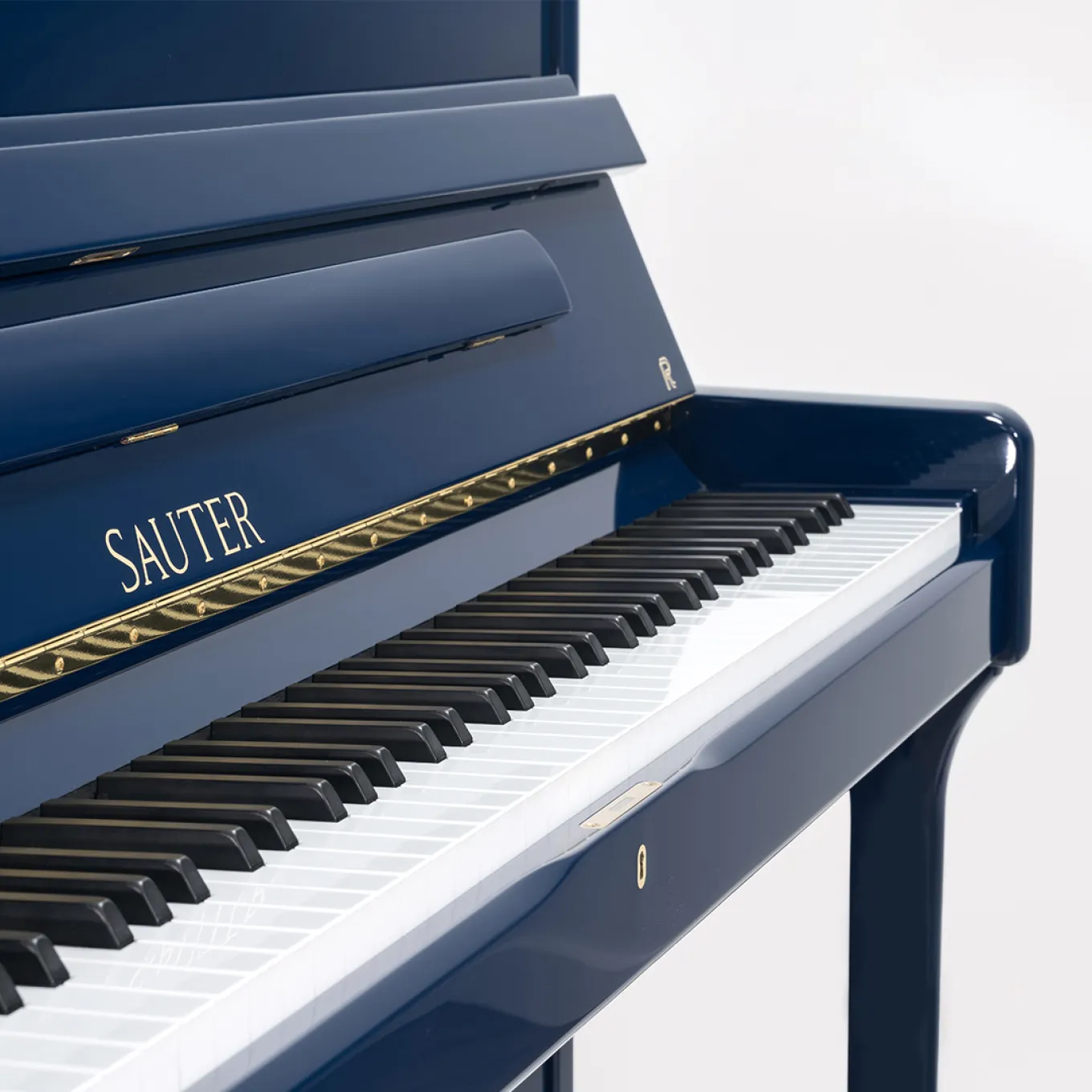 SAUTER Klavier Ragazza, Konsole