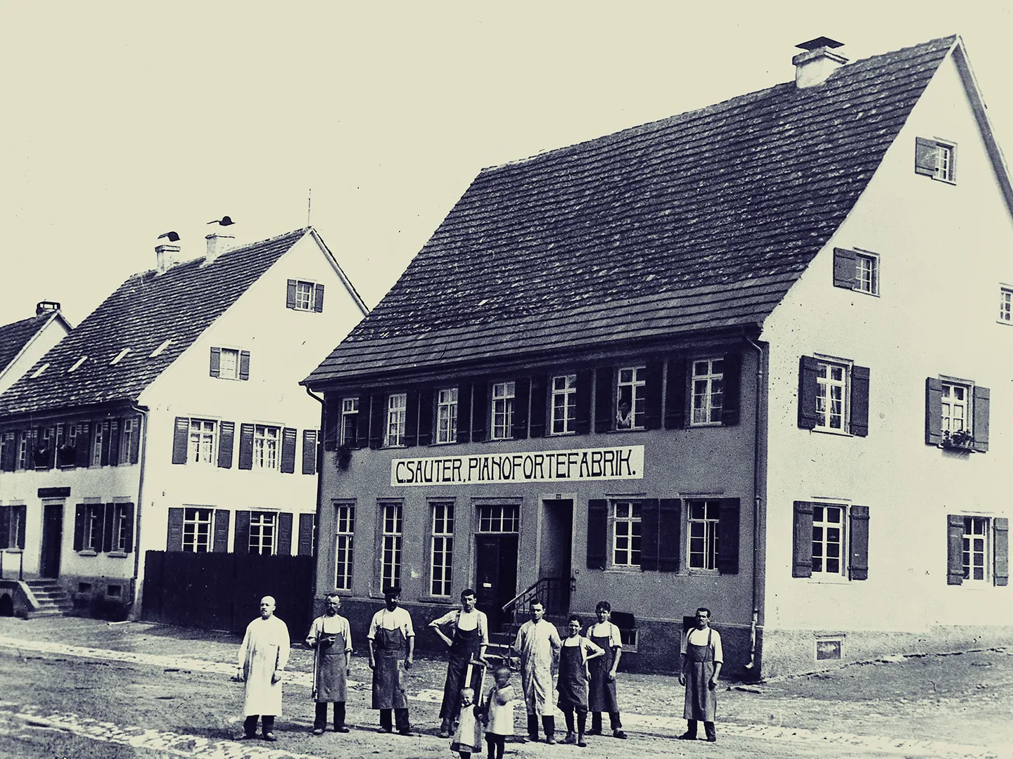 Eine kleine Geschichte gro&szlig;er Klavierbaukunst.